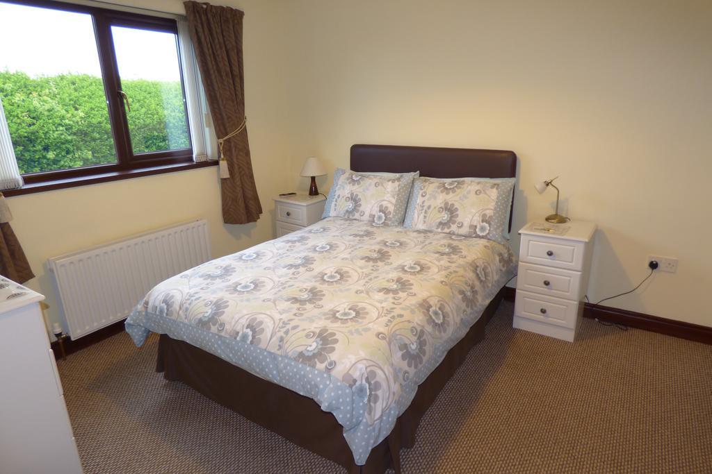 Ken-Mar House Bed And Breakfast Ballymoney Rum bild